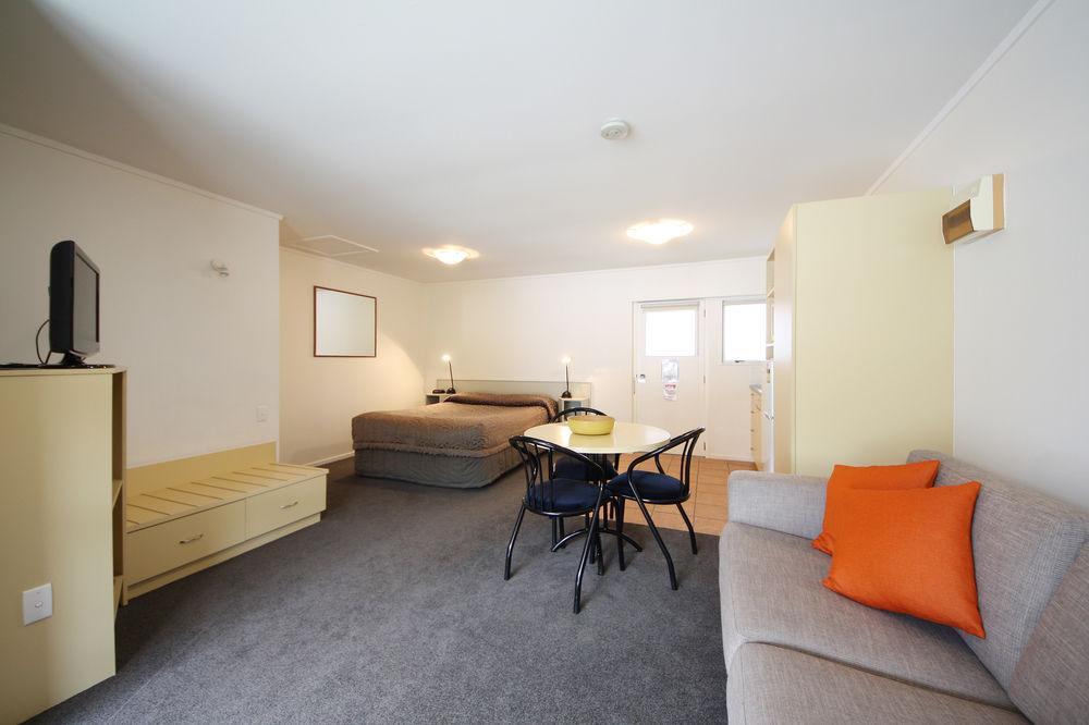Blue Peaks Apartments Queenstown Exterior photo